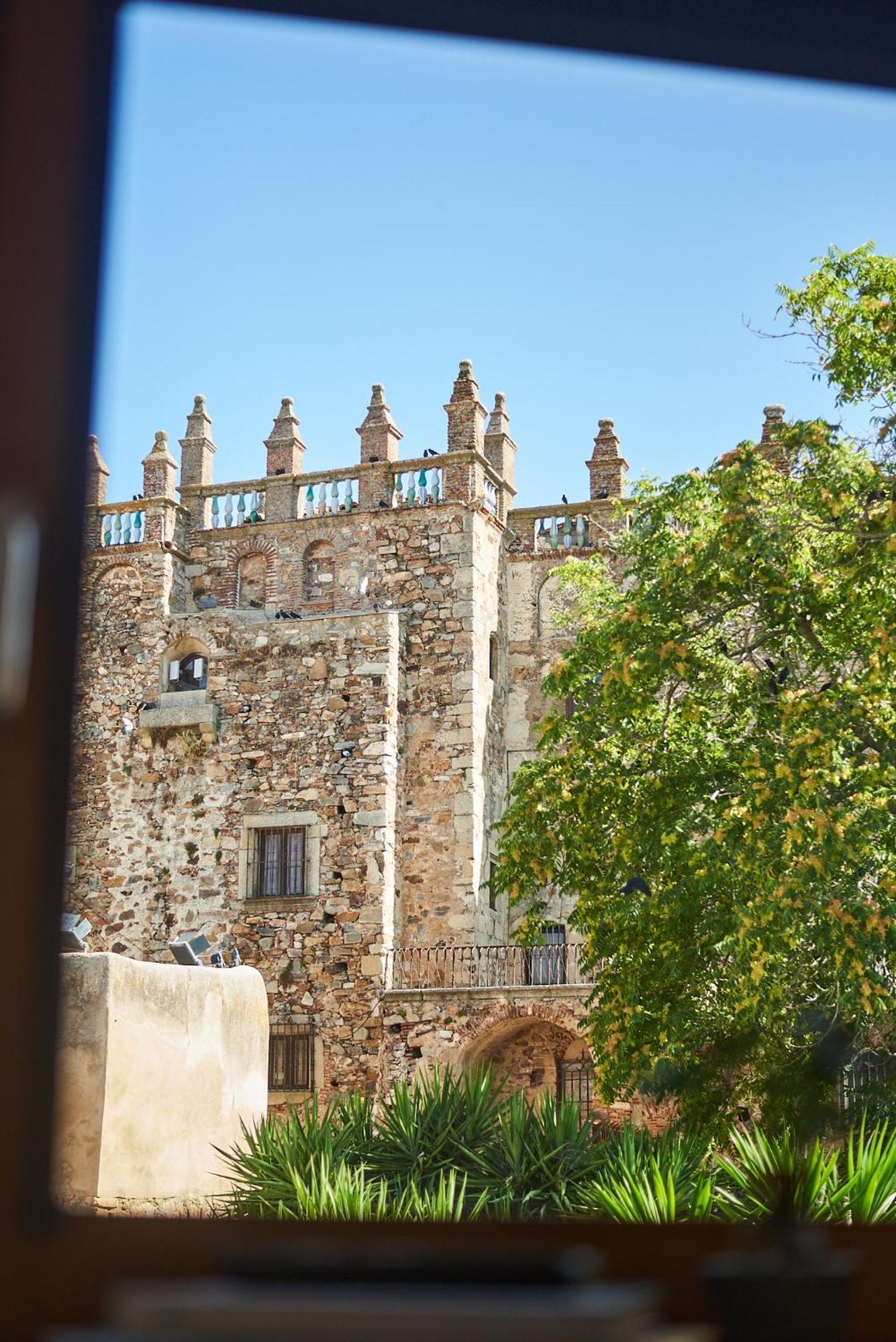 Hotel Casa Palacio Pereros Caceres Bagian luar foto